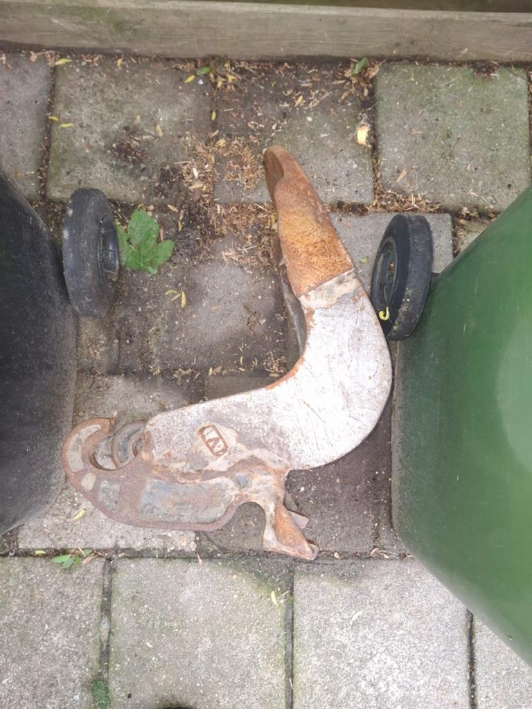 Geulbakje 30cm voor minikraan snelwissel, Doe-het-zelf en Verbouw, Gereedschap | Machine-onderdelen en Toebehoren, Ophalen of Verzenden