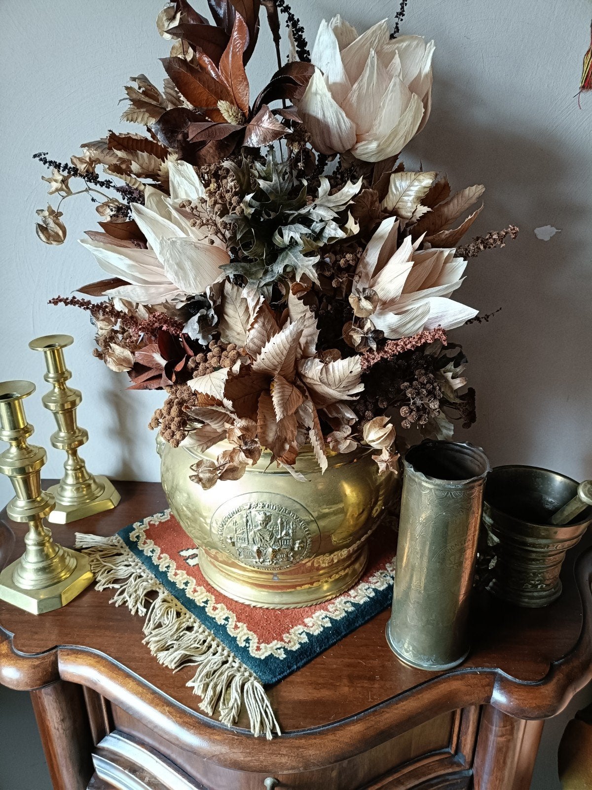 Antieke messing set: ketel, kandelaars, vijzel, kogelhuls, Ophalen of Verzenden