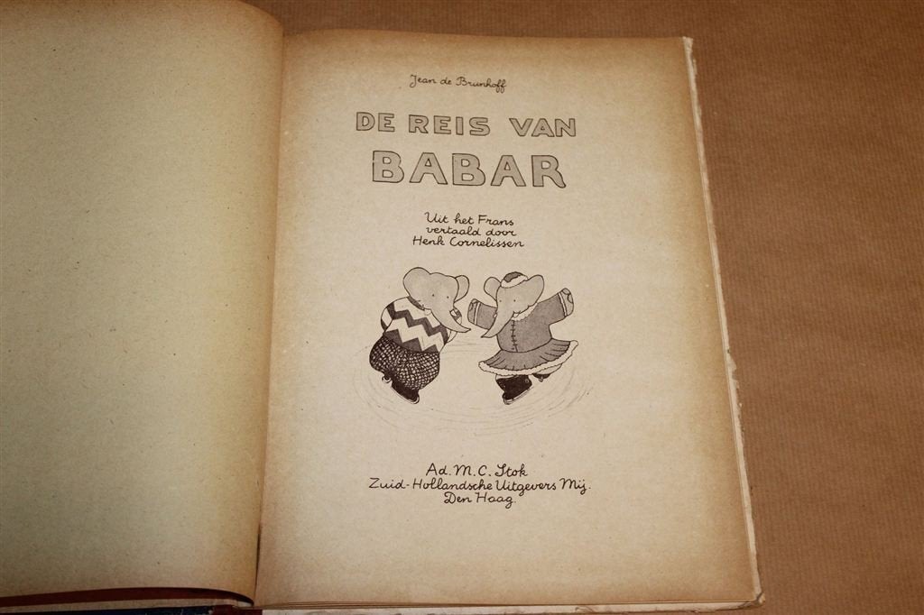 De Reis van Babar — De Brunhoff, Vintage Prentenboek 1948, Boeken, Ophalen of Verzenden, Gelezen