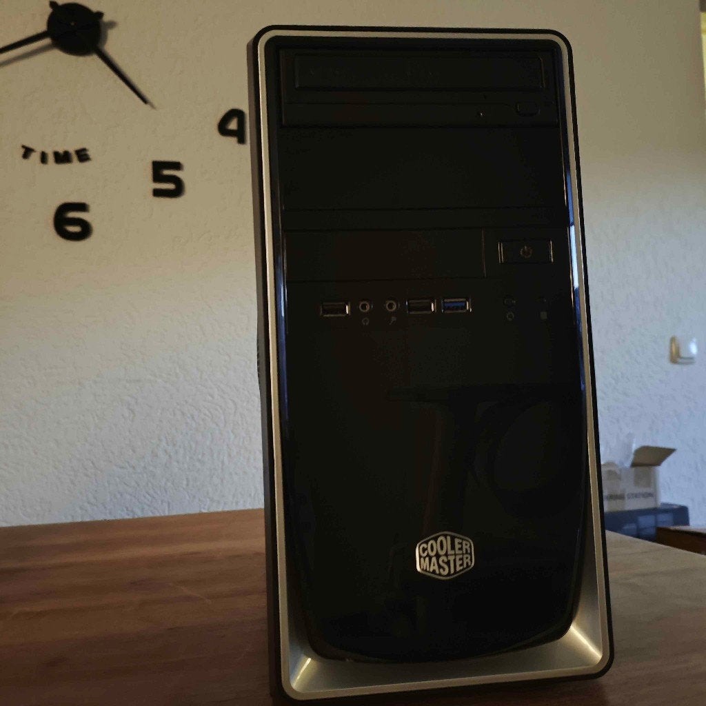 Desktop PC - Intel I5, Computers en Software, Desktop Pc's, Ophalen, 256 GB, 8 GB, Zelf gebouwde pc