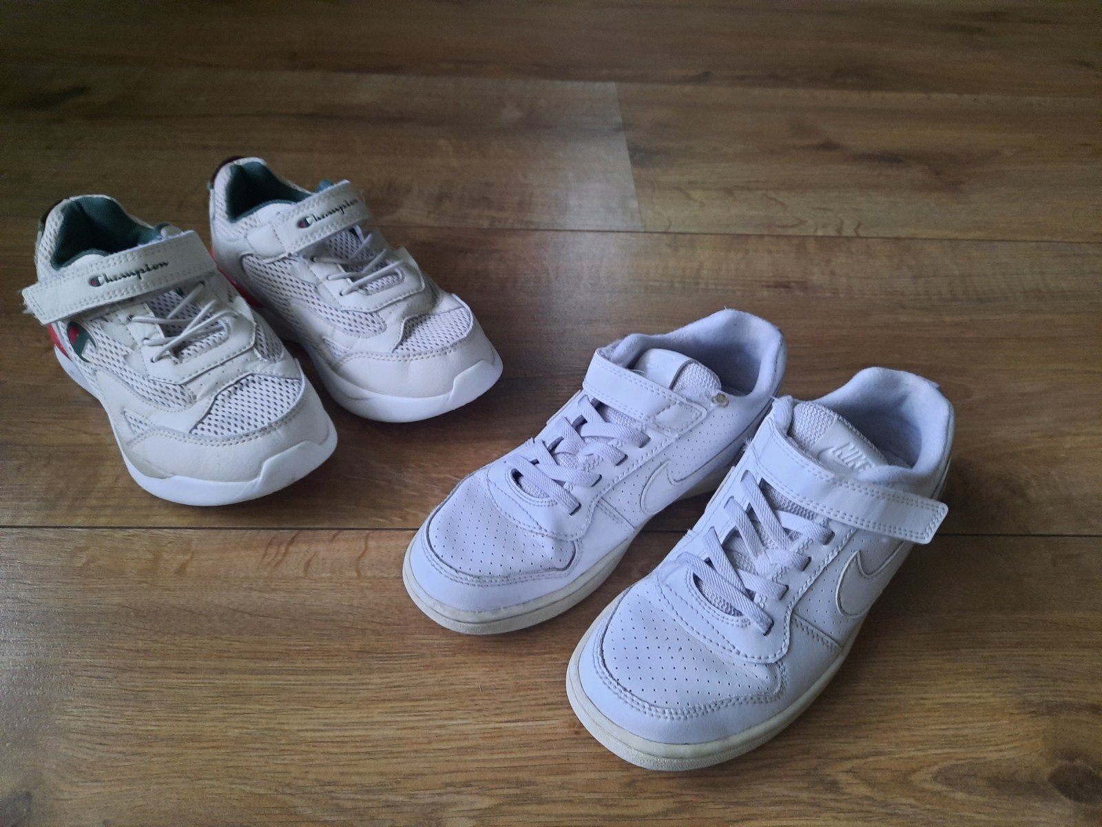 Meisjes schoenen maat 32 - Nike en Champion, Nike, Champion, Gebruikt, Meisje, Schoenen