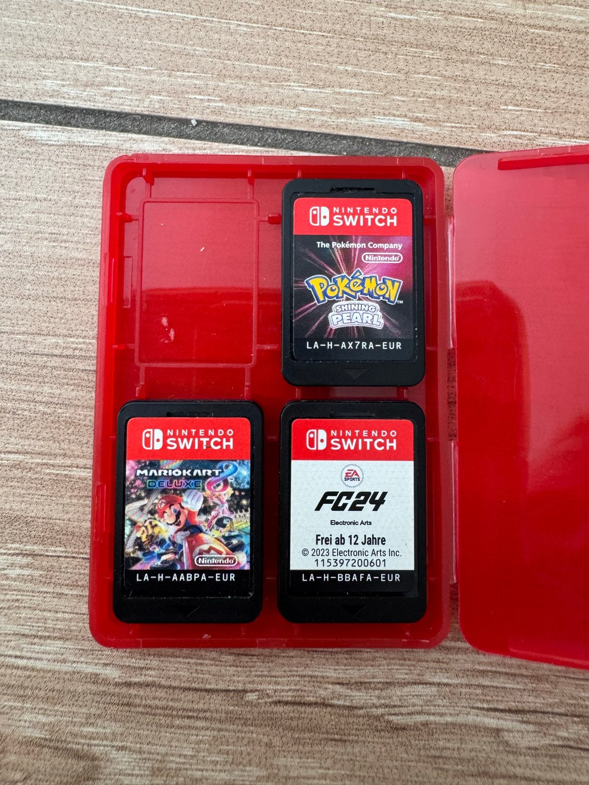 Nintendo Switch Games: Pokémon, Mario Kart, FC24, Spelcomputers en Games, Games | Nintendo Switch, Overige genres, Eén computer