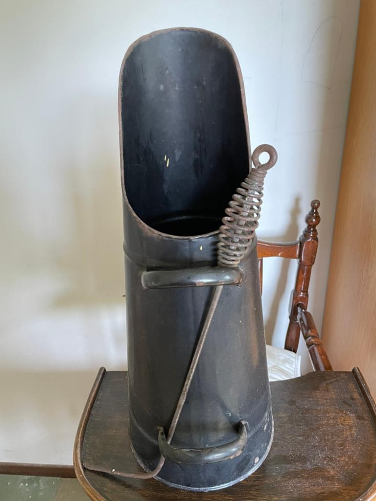 Antieke kolenemmer met pook - Vintage haardaccessoire, Ophalen