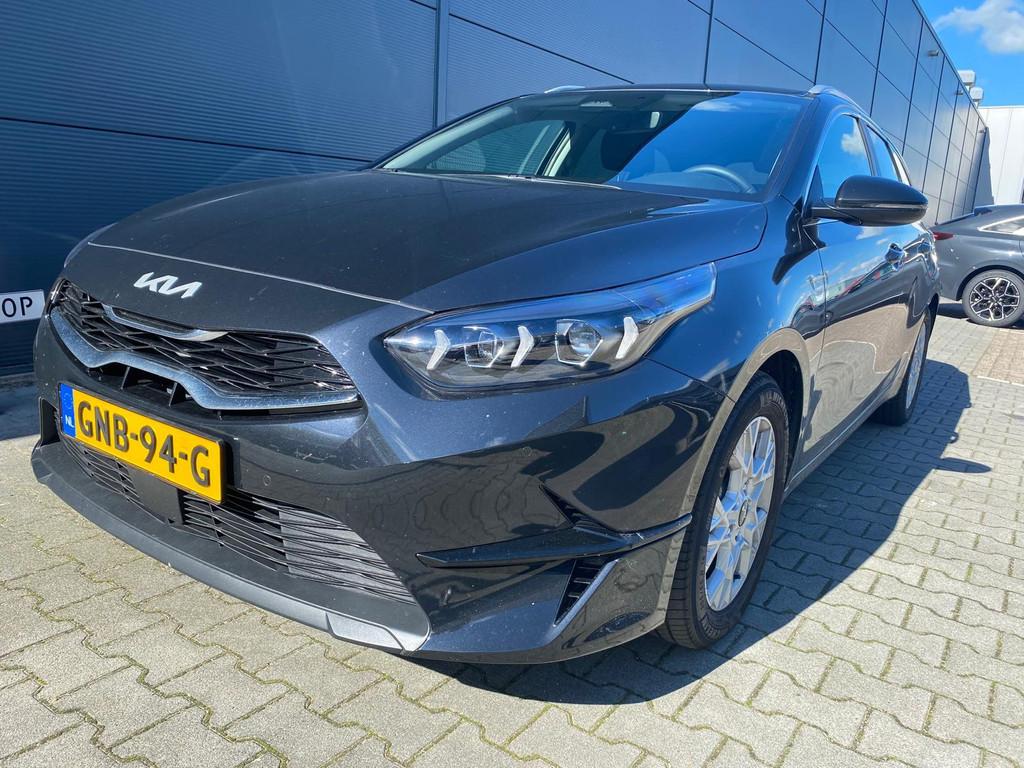 Kia Ceed SW 1.0 T-GDi DynamicPlusLine | Stoel/Stuurwielverwa, Voorwielaandrijving, 101 pk, Euro 6, Leder en Stof