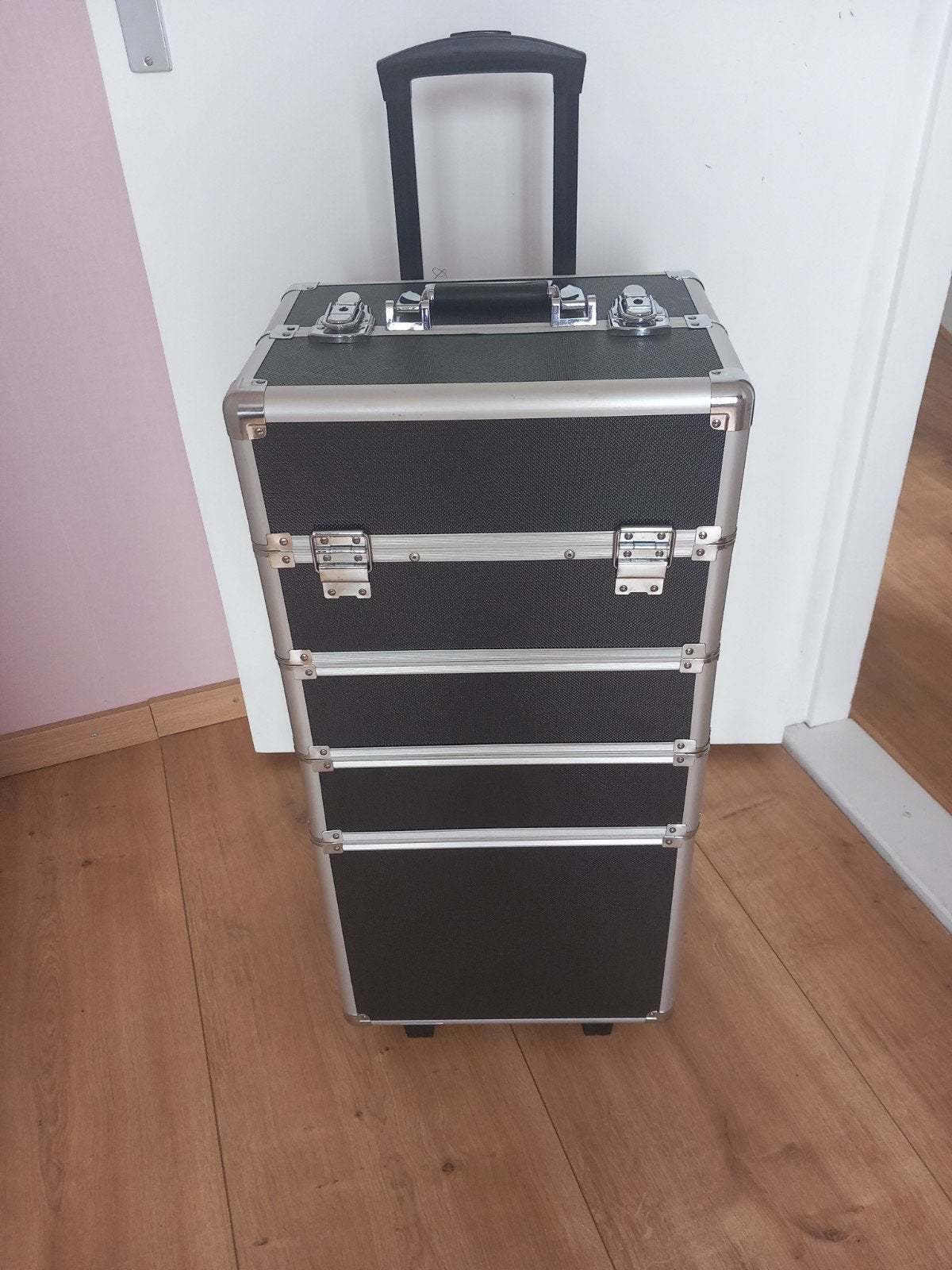 Make up, pedicure koffer, Ophalen, Gebruikt, Hard kunststof, 70 cm of meer