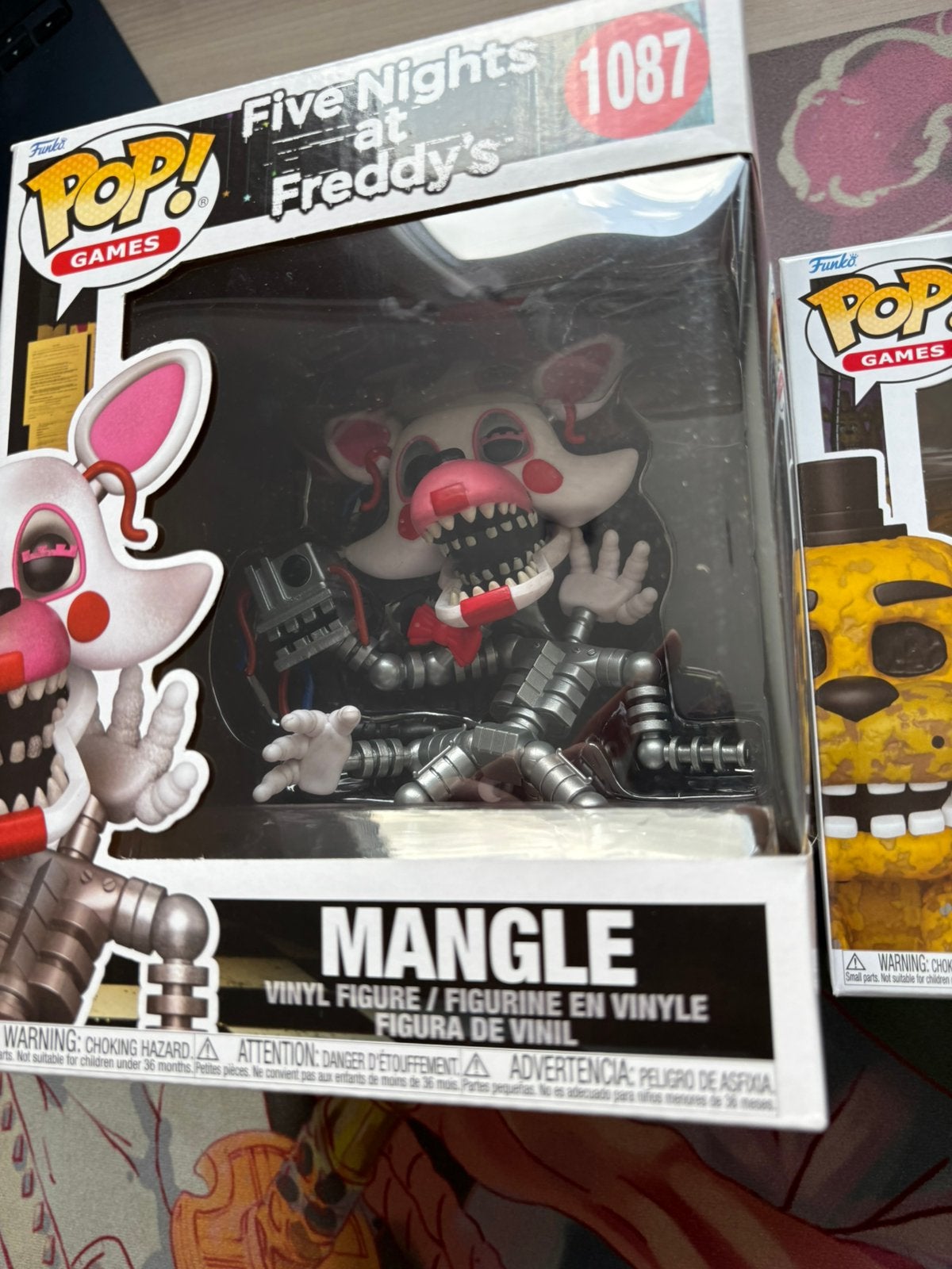 Funko Pop! FNAF Mangle #1087 & Withered Golden Freddy #1033, Funko Europe, Ophalen of Verzenden, Zo goed als nieuw, 4th floor, 1 Queen Caroline St, London W6 9YN, Verenigd Koninkrijk