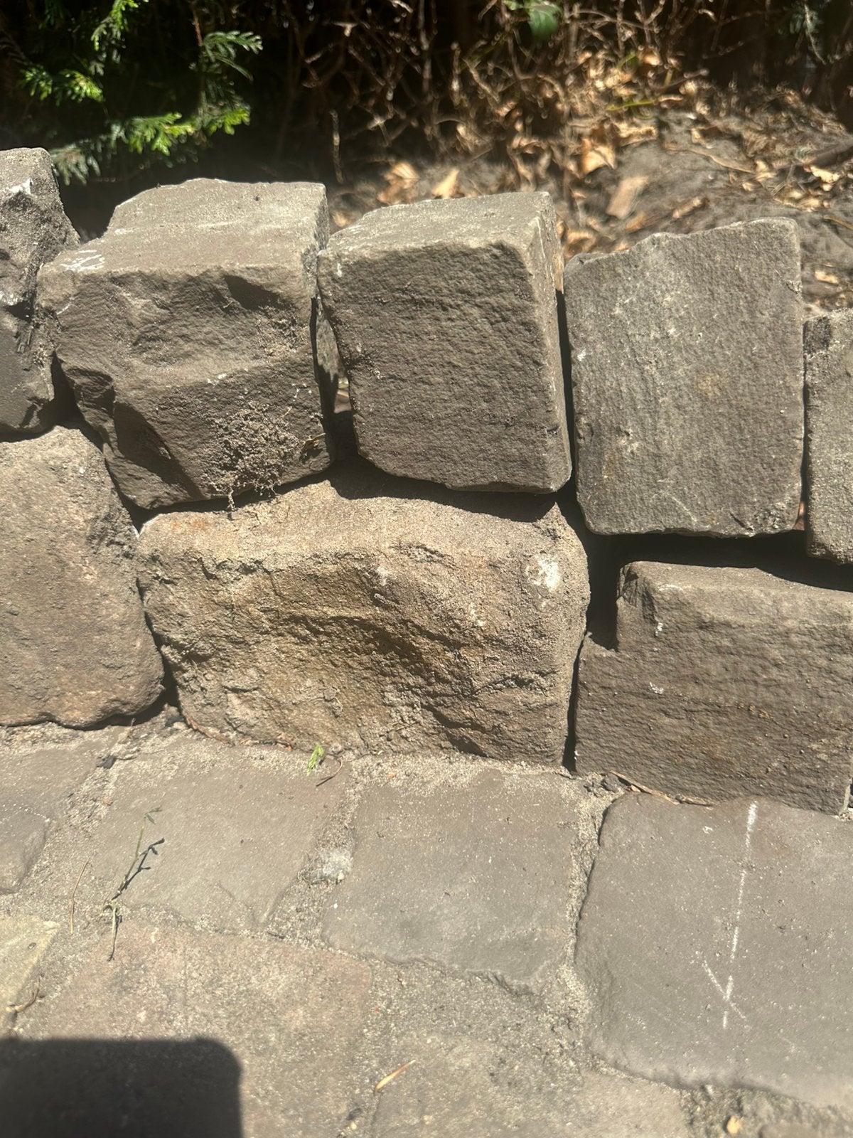 Stenen kinderhoofdjes, Tuin en Terras, Ophalen, Gebruikt, Kei, Basalt