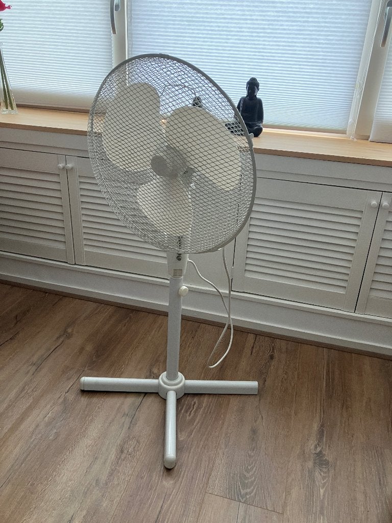 Ventilator, Witgoed en Apparatuur, Ventilatoren, Ophalen of Verzenden, Gebruikt, Statiefventilator