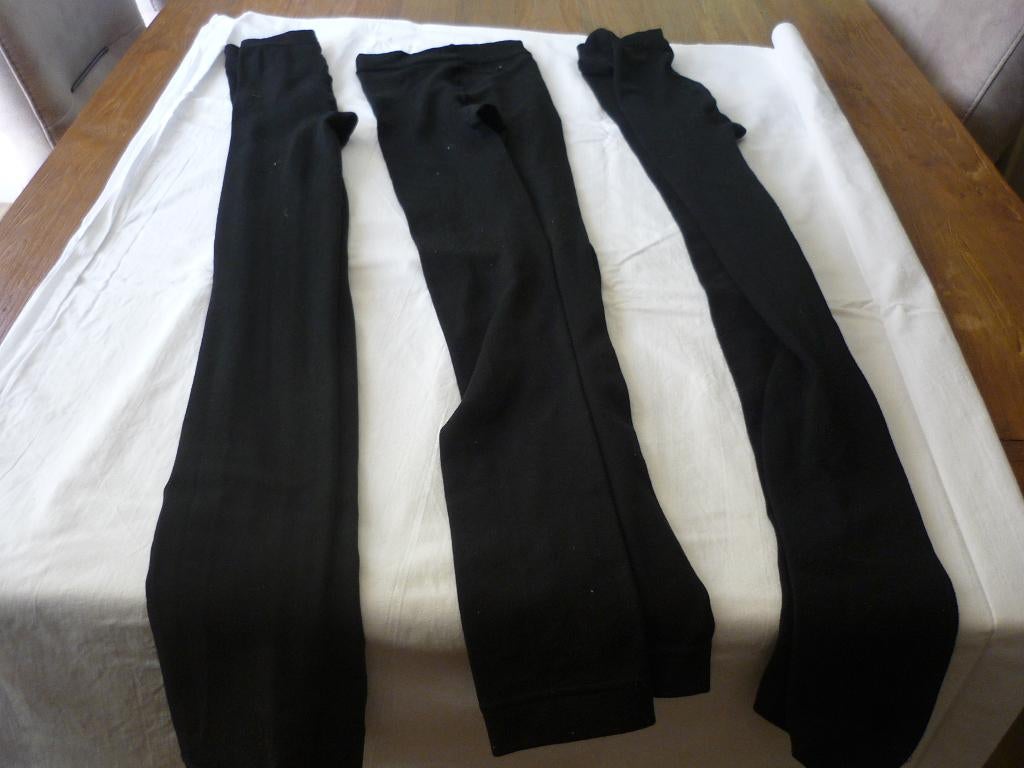 4 leggings en maillots, Ophalen of Verzenden, Zo goed als nieuw, Zwart, Legging