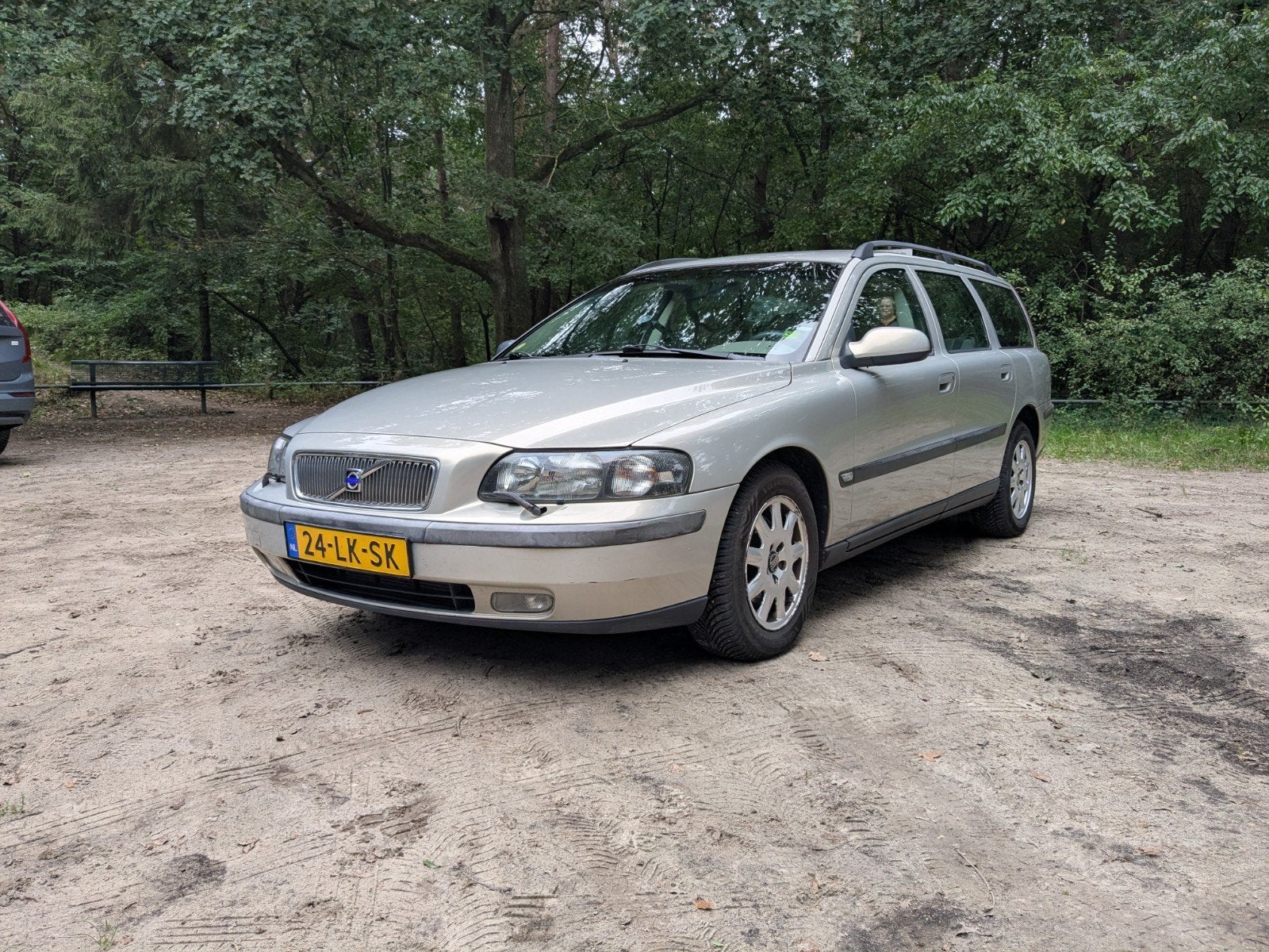 Volvo V70 2.4 2002 Grijs, Voorwielaandrijving, 1800 kg, Stoelverwarming, Stationwagon