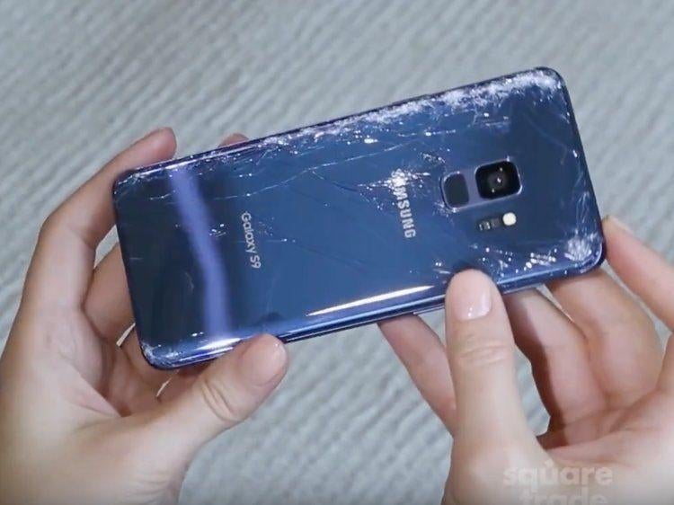 Samsung galaxy S10 LCD Defect wij hebben een nieuwe, Ophalen of Verzenden