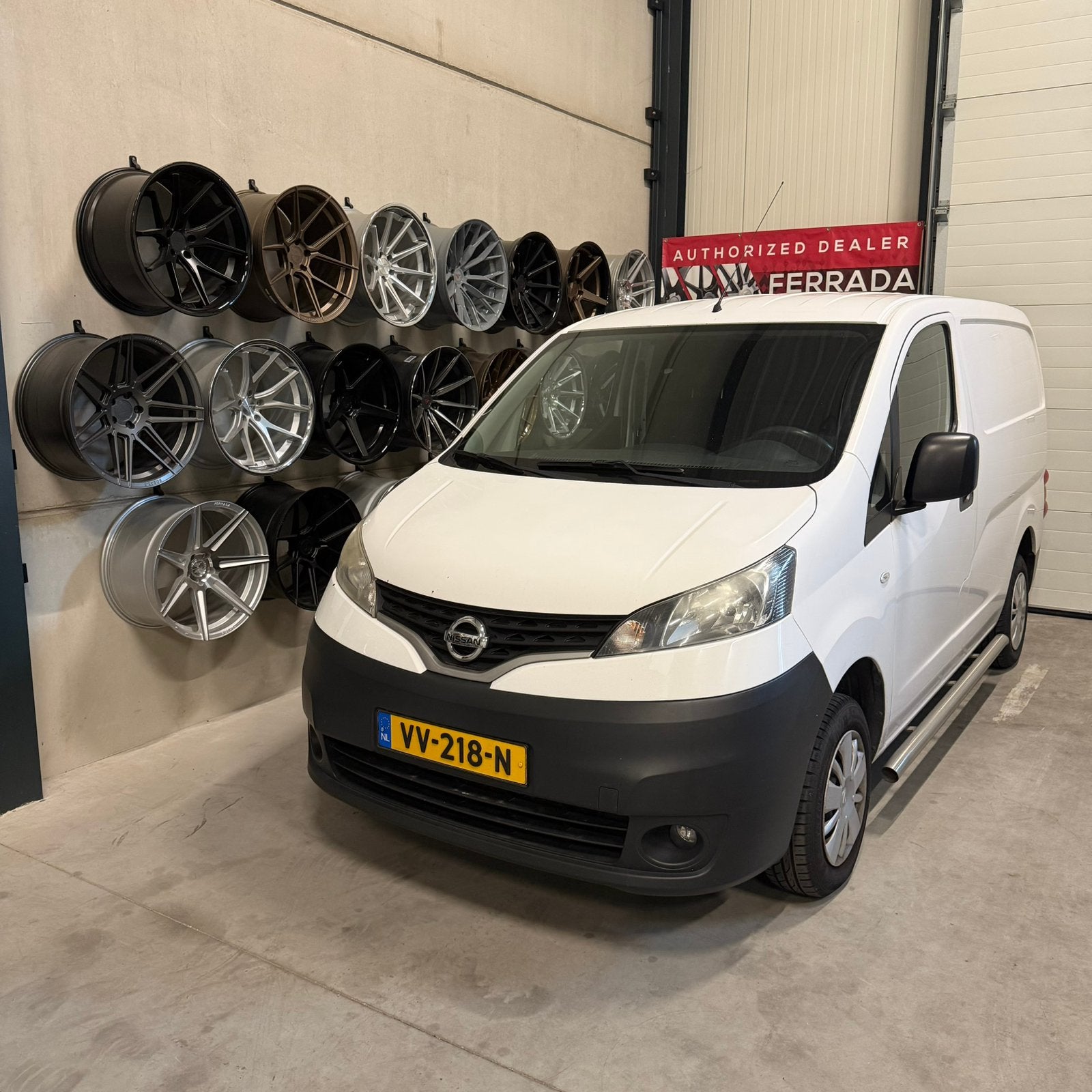 Nissan NV200 1.5 dCi Visia Budget Edition, Auto's, Euro 5, Stof, Zwart, 4 cilinders