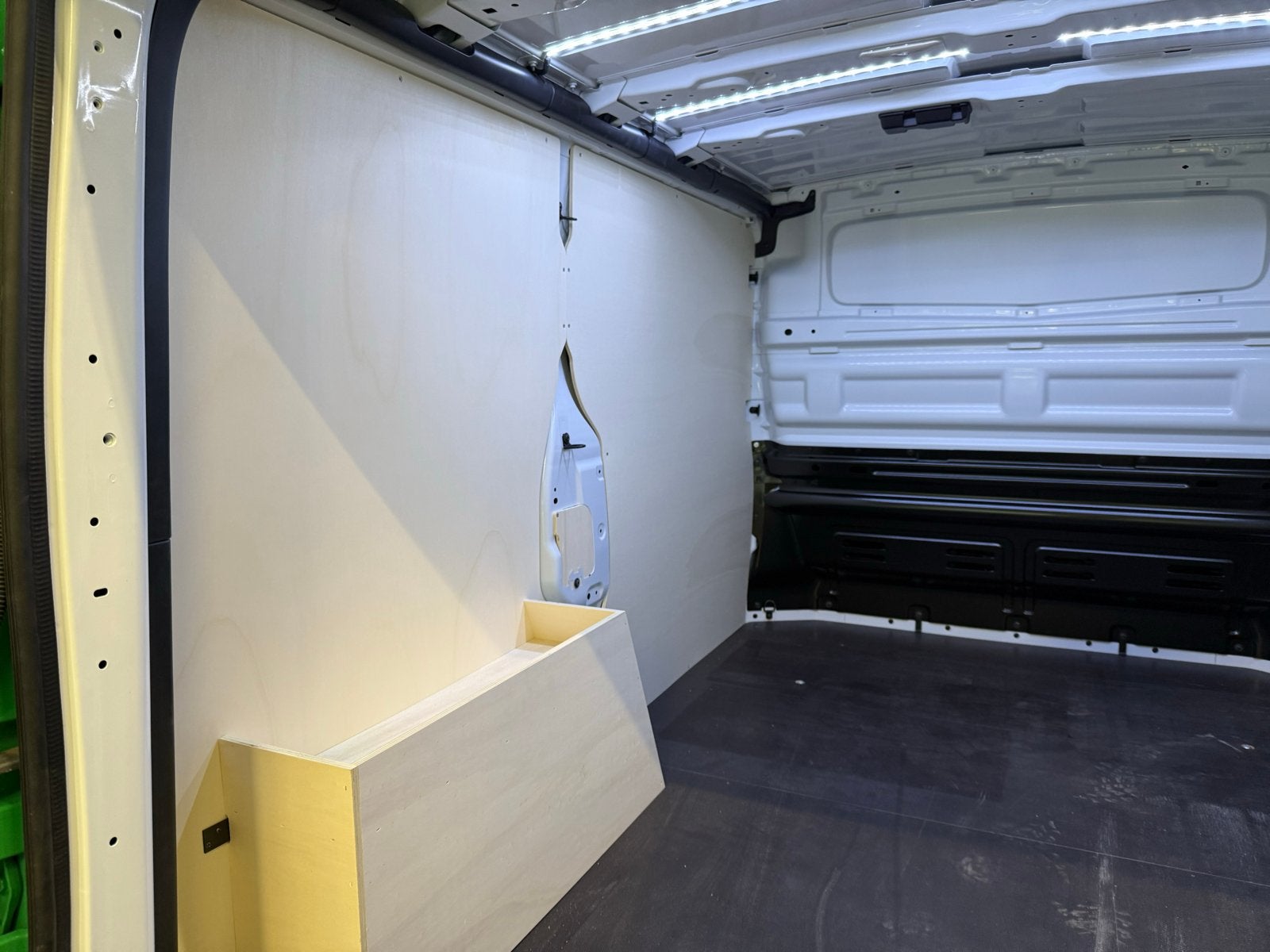 Houten zijwanden en vloerplaat voor Renault Traffic L1, Auto-onderdelen, Carrosserie en Plaatwerk, Spatbord, Renault, Voor, Nieuw