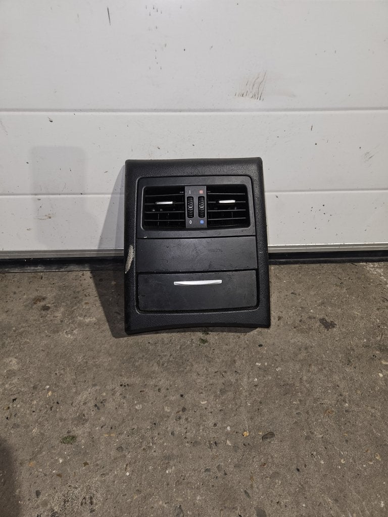VENTILATIEROOSTER ACHTER BMW 3 SERIE E90 E91 E92 E93, Auto-onderdelen, Niet ingevuld, Gebruikt, Niet ingevuld, Ophalen of Verzenden
