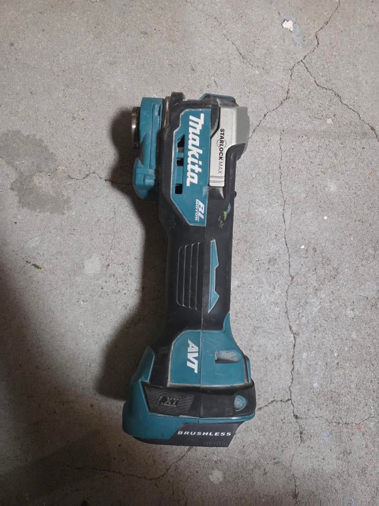 Makita multitool starlockmax. DTM52, Doe-het-zelf en Verbouw, Gereedschap | Zaagmachines, Ophalen of Verzenden, Overige typen