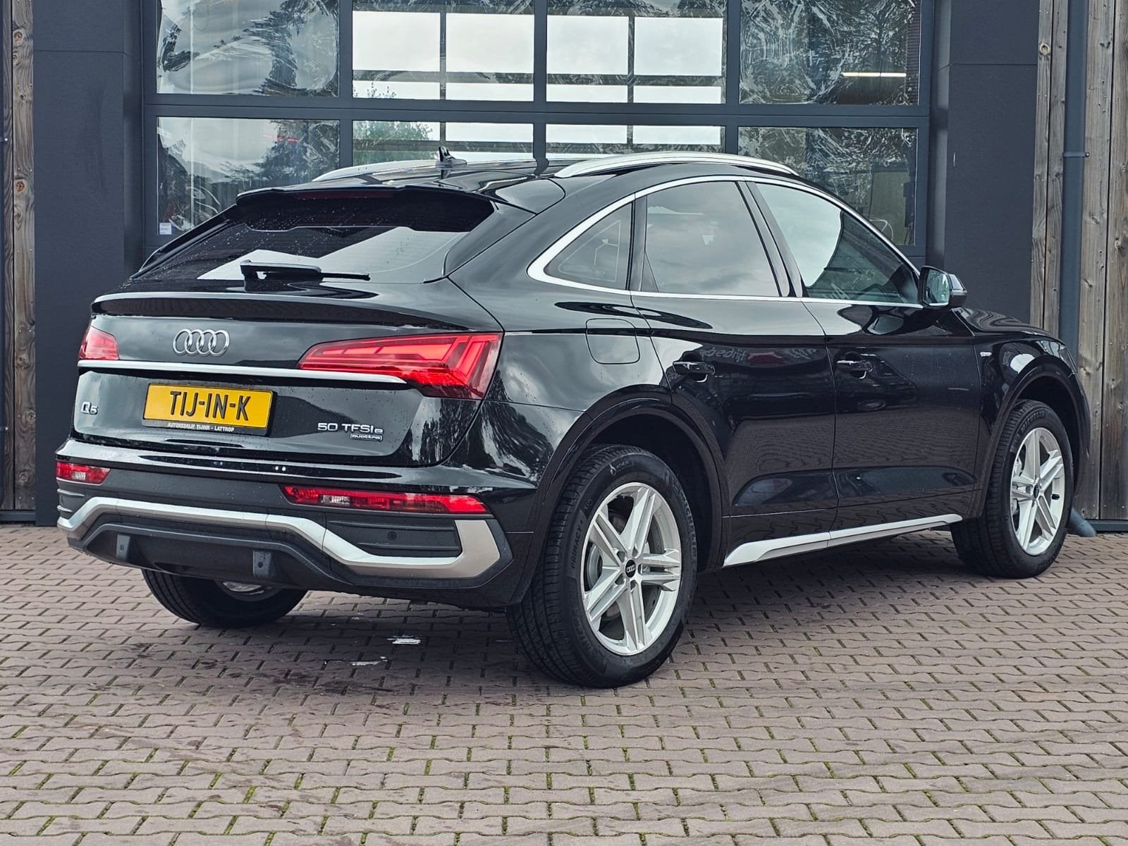 Audi Q5 Sportback 50 TFSI e S edition | LED | Elek. trekhaak, Auto's, Stof, Gebruikt, 4 cilinders, Zwart