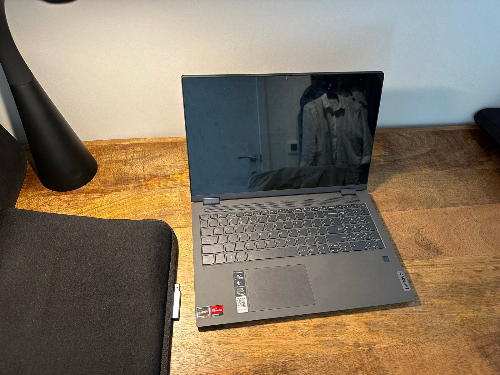 Defecte Lenovo laptop - ideaal voor onderdelen, Computers en Software, Windows Laptops, Niet werkend, Qwerty, Ophalen of Verzenden