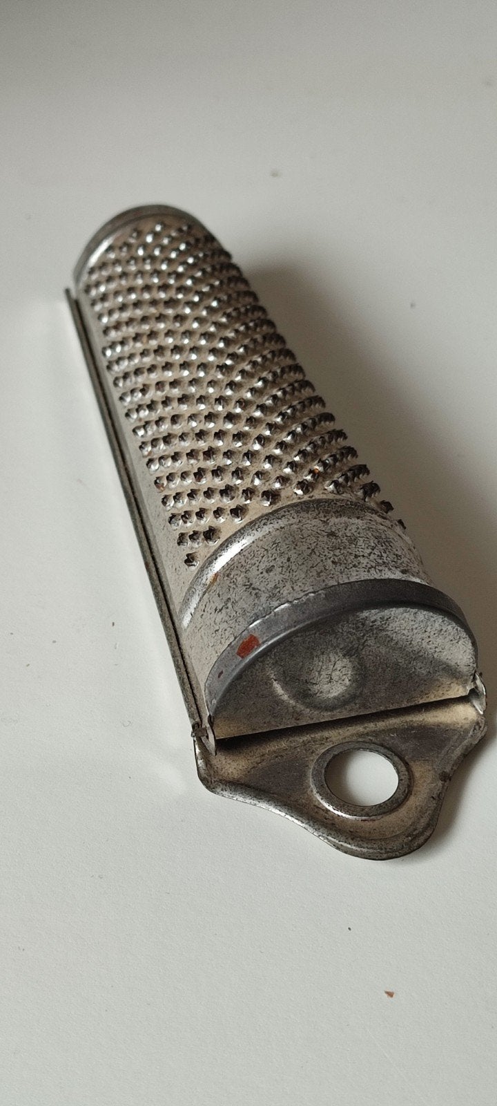 Vintage nootmuskaat raspje, Ophalen of Verzenden, Metaal, Overige merken, Overige typen