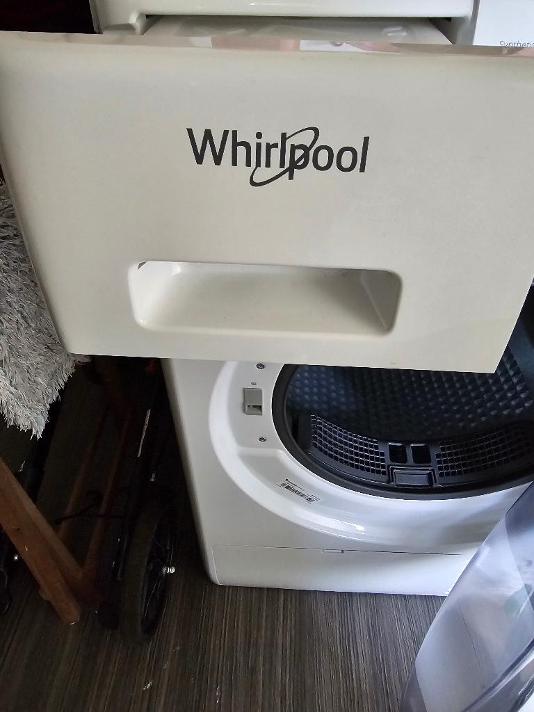 Condensdroger merk Wirlpool, Witgoed en Apparatuur, Ophalen, 6 tot 8 kg, Voorlader, Energieklasse A of zuiniger
