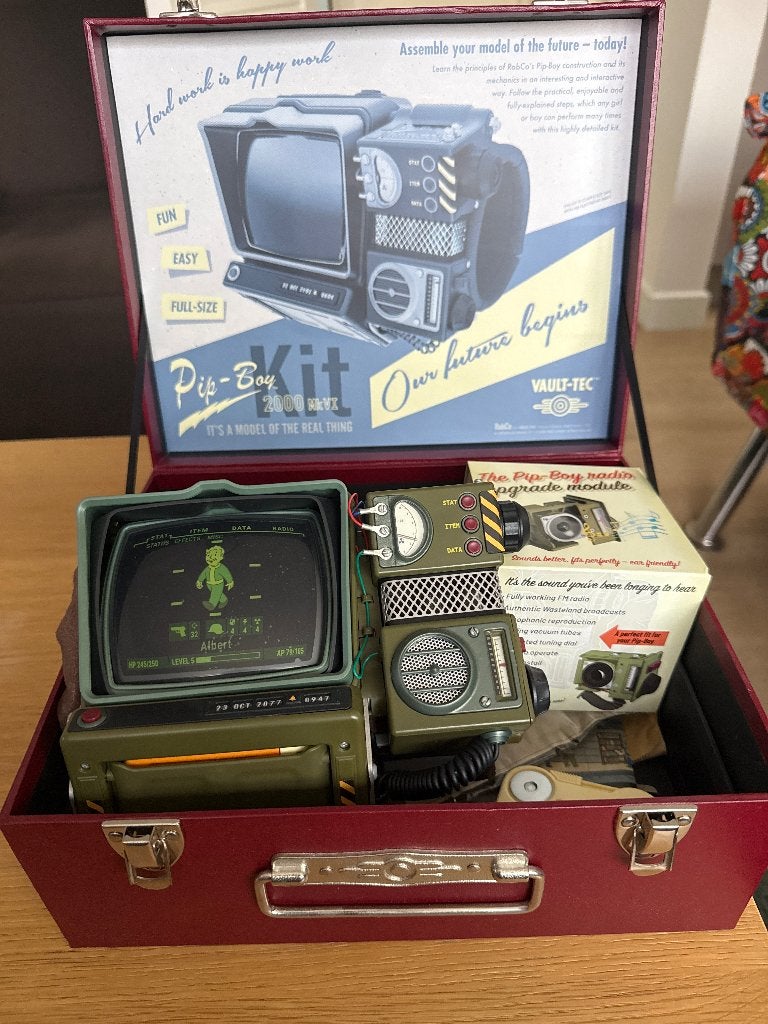 Pip-Boy 2000 Mk VI, Ophalen of Verzenden, Zo goed als nieuw, Overige typen