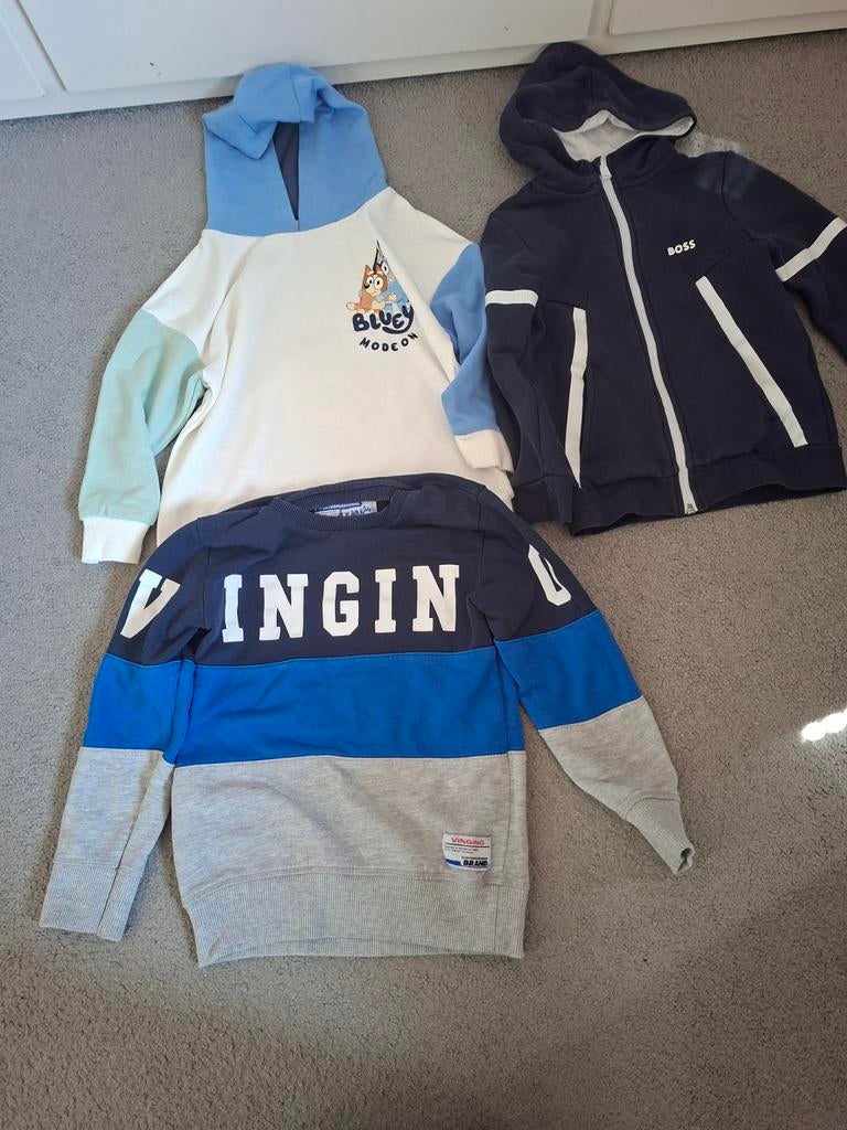 Kinderkleding  maat 110 , 116 , 122, Ophalen, Gebruikt, C& a ,sinsay,, Shirt of Longsleeve