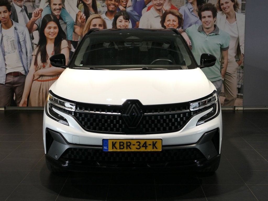 Renault Austral 1.2 E-Tech full hybrid 200 techno esprit Alp, Auto's, Renault, Stof, Gebruikt, Automatische klimaatregeling, Wit
