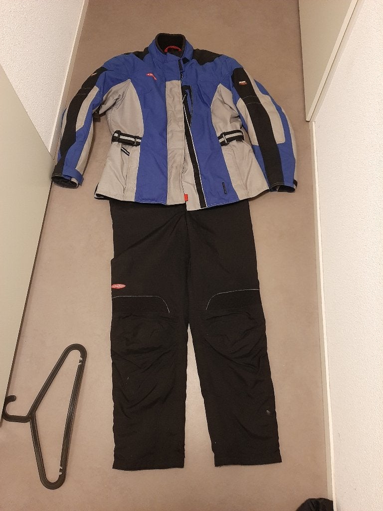 Motorpak Buse Jasmaat 46 Broekmaat 44, Motoren, Kleding | Motorkleding, Ophalen of Verzenden, Tweedehands, Kinderen, Combipak