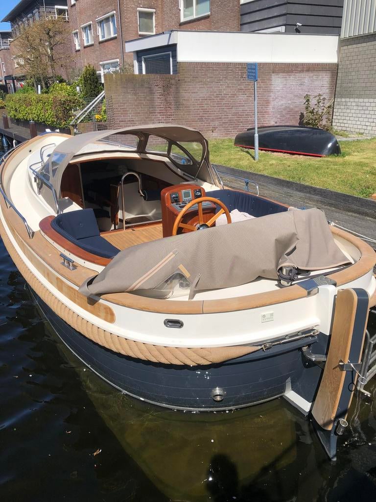 Makma Caribbean 31, Watersport en Boten, Motorboten en Motorjachten, Zo goed als nieuw, Koelkast, Sloep, Ophalen of Verzenden