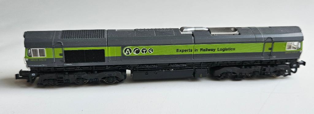 N-spoor Locomotief Kato K10820 Class 66 MRCE #513-9, Overige merken, Nieuw, Ophalen of Verzenden, Analoog