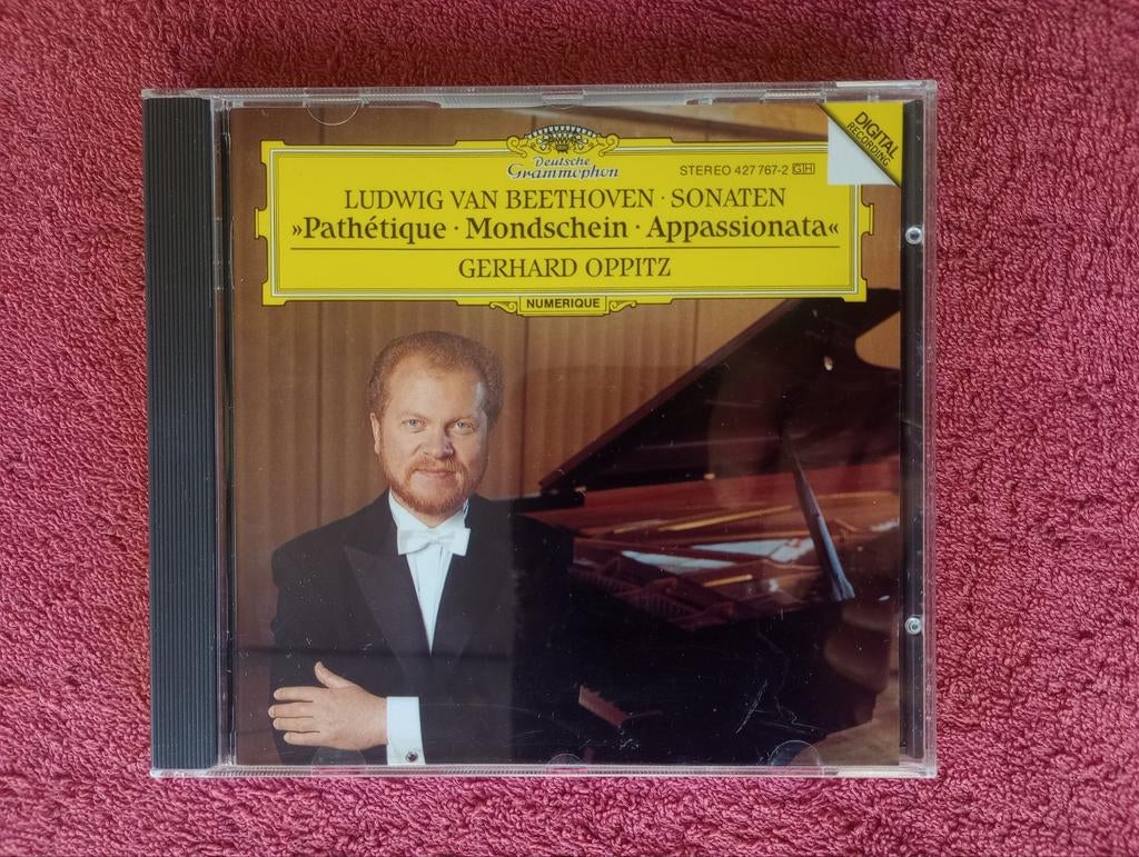Beethoven Klaviersonaten - Gerhard Oppitz, Met libretto, Ophalen of Verzenden, Classicisme, Kamermuziek