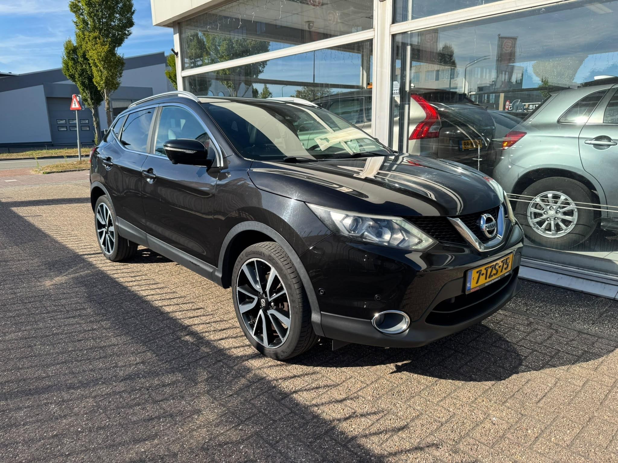 Nissan Qashqai 1.2 Tekna | 1e eigenaar | Climate control | N, Voorwielaandrijving, Euro 6, 4 cilinders, 116 pk