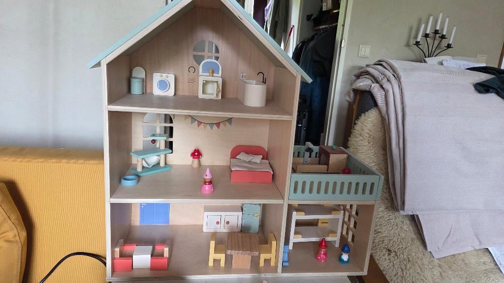 Poppenhuis  Petitie Amelie, Ophalen, Nieuw, Poppenhuis