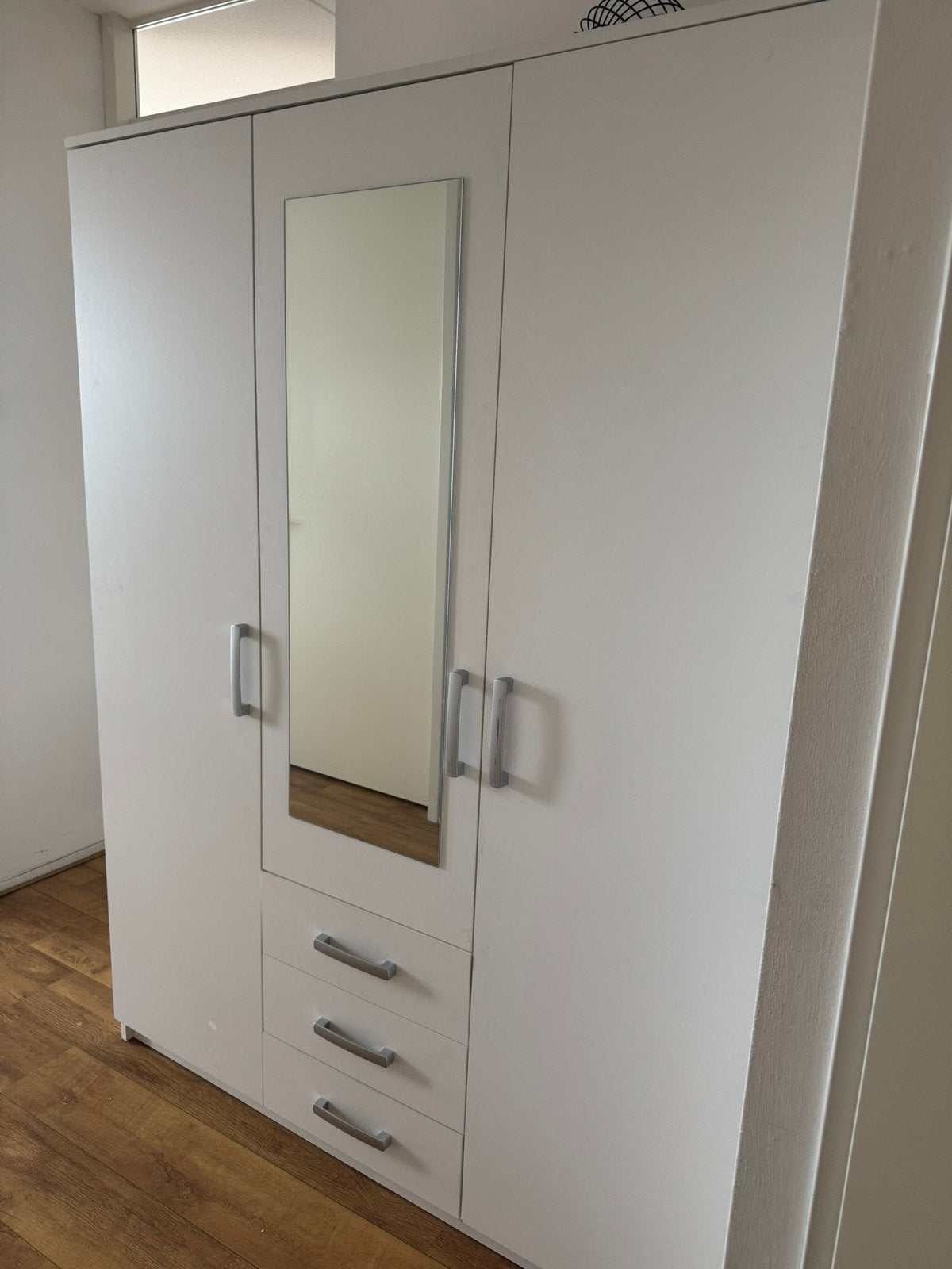 JYSK Vellerup kledingkast 151x200cm, Huis en Inrichting, Kasten | Kledingkasten, Ophalen, Gebruikt, 50 tot 75 cm, 200 cm of meer