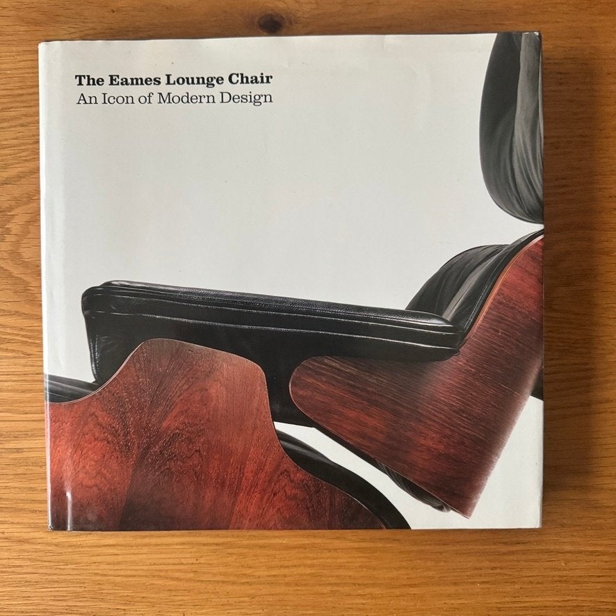 The Eames Lounge Chair, Ophalen of Verzenden
