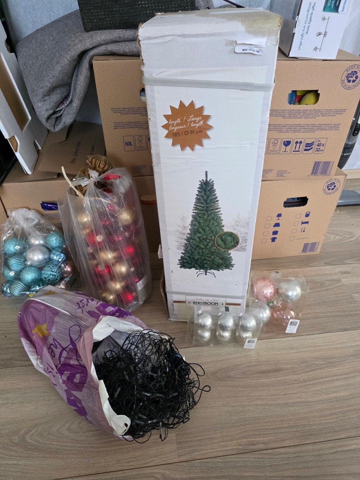 Kerstboom, verlichting en accessoires te koop, Diversen, Ophalen, Zo goed als nieuw