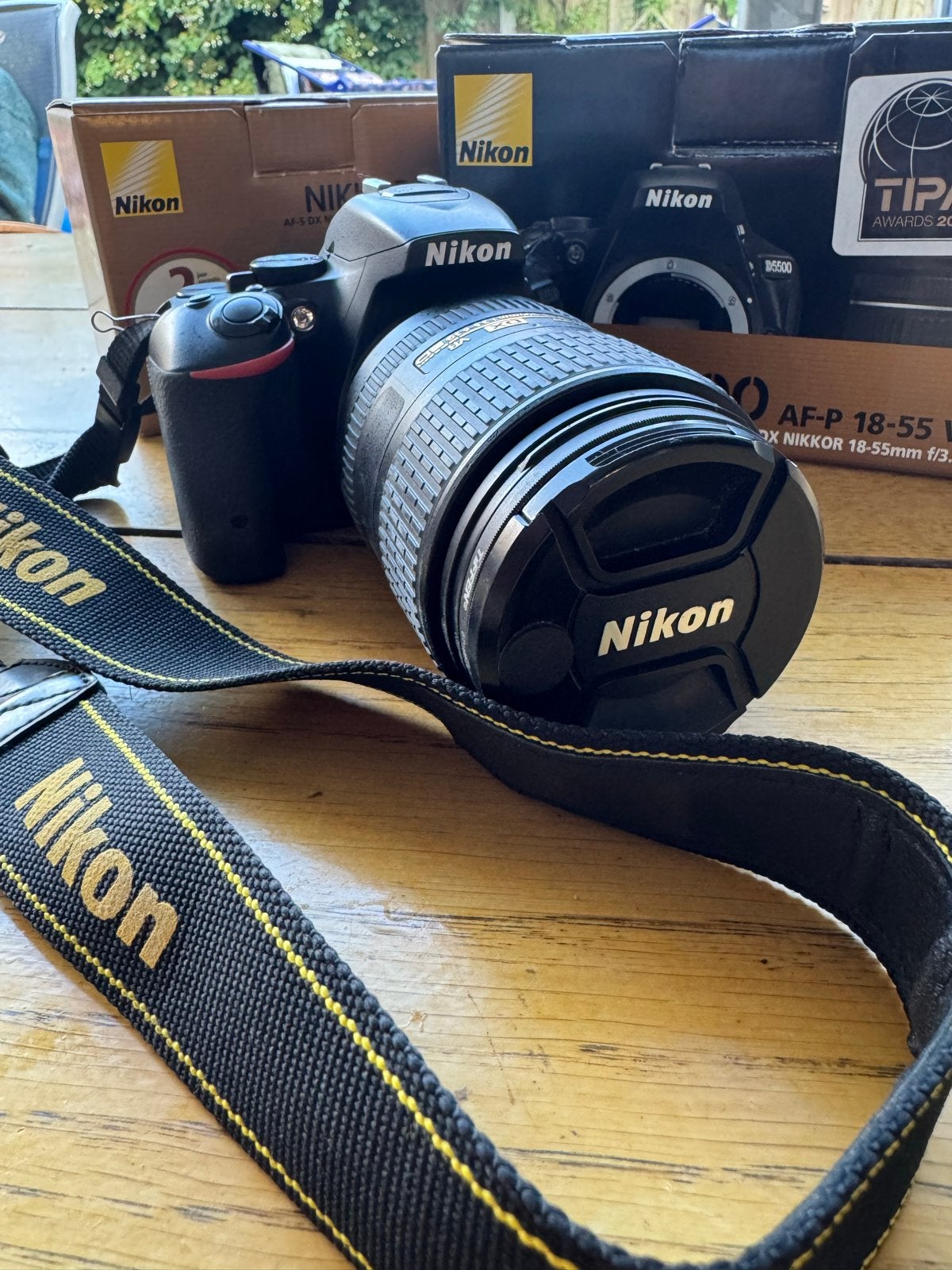 Nikon D5500 Spiegelreflexcamera met AF-S NIKKOR 18-300mm len, Audio, Tv en Foto, Fotocamera's Digitaal, Spiegelreflex, Beeldstabilisatie