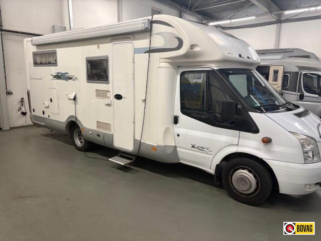 Laika X 696 R Aparte bedden, Caravans en Kamperen, Campers, Ringverwarming, Ford, Tot en met 2, Reservewiel