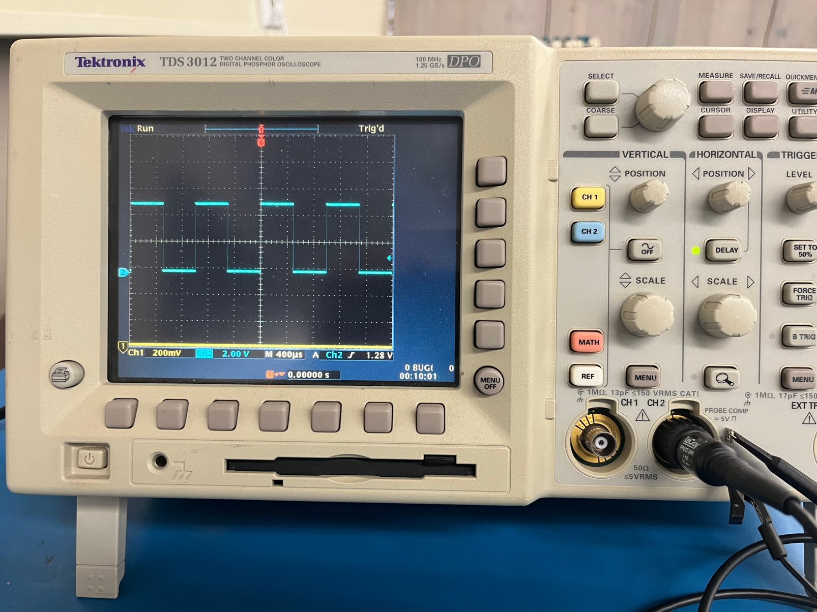 Tektronix TDS3012 100Mhz scoop, Doe-het-zelf en Verbouw, Meetapparatuur, Ophalen of Verzenden, Gebruikt