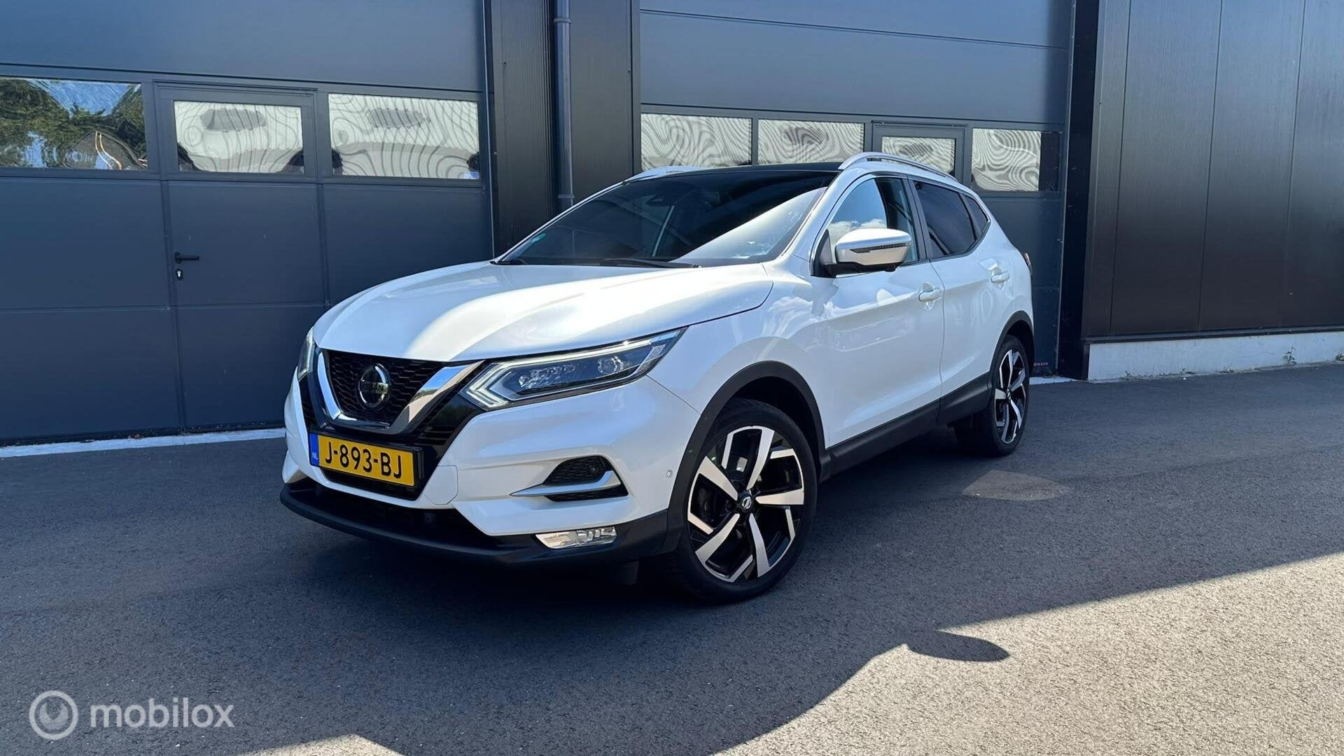 Nissan Qashqai 1.2 Tekna+, Gebruikt, 4 cilinders, 116 pk, Wit