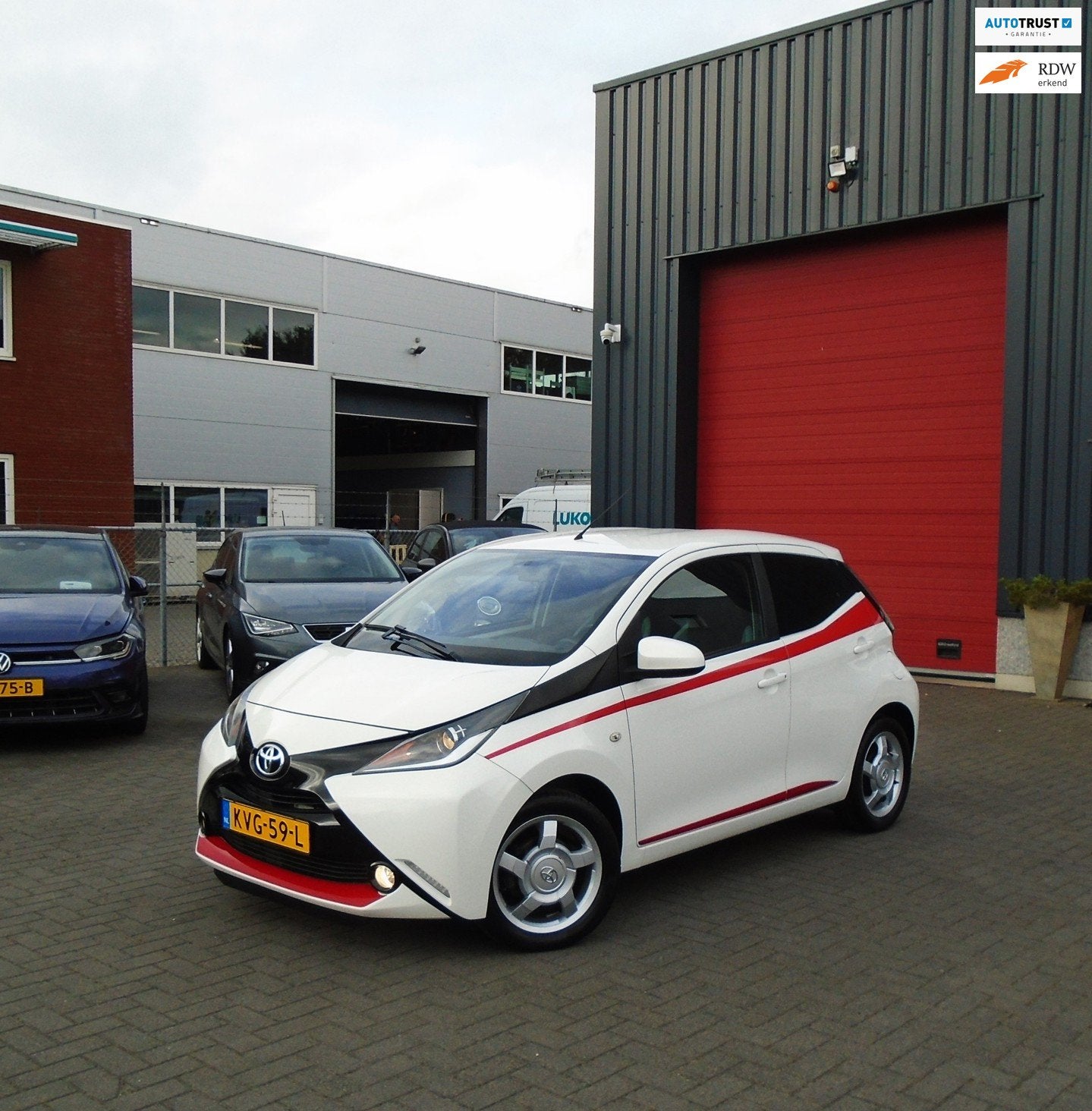 Toyota Aygo 1.0 VVT-i x-play,Airco,LM-Velgen, Auto's, Voorwielaandrijving, Euro 5, Stof, Gebruikt