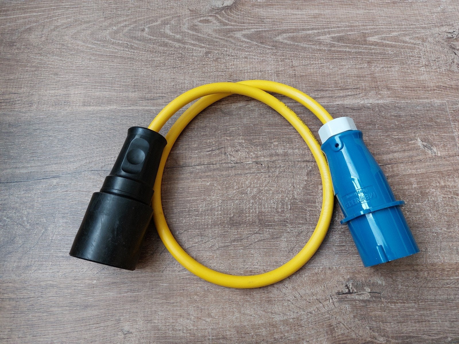 0,75m verloop Cee campingstekker naar Schuko Draka QWPK, Ophalen of Verzenden, Nieuw