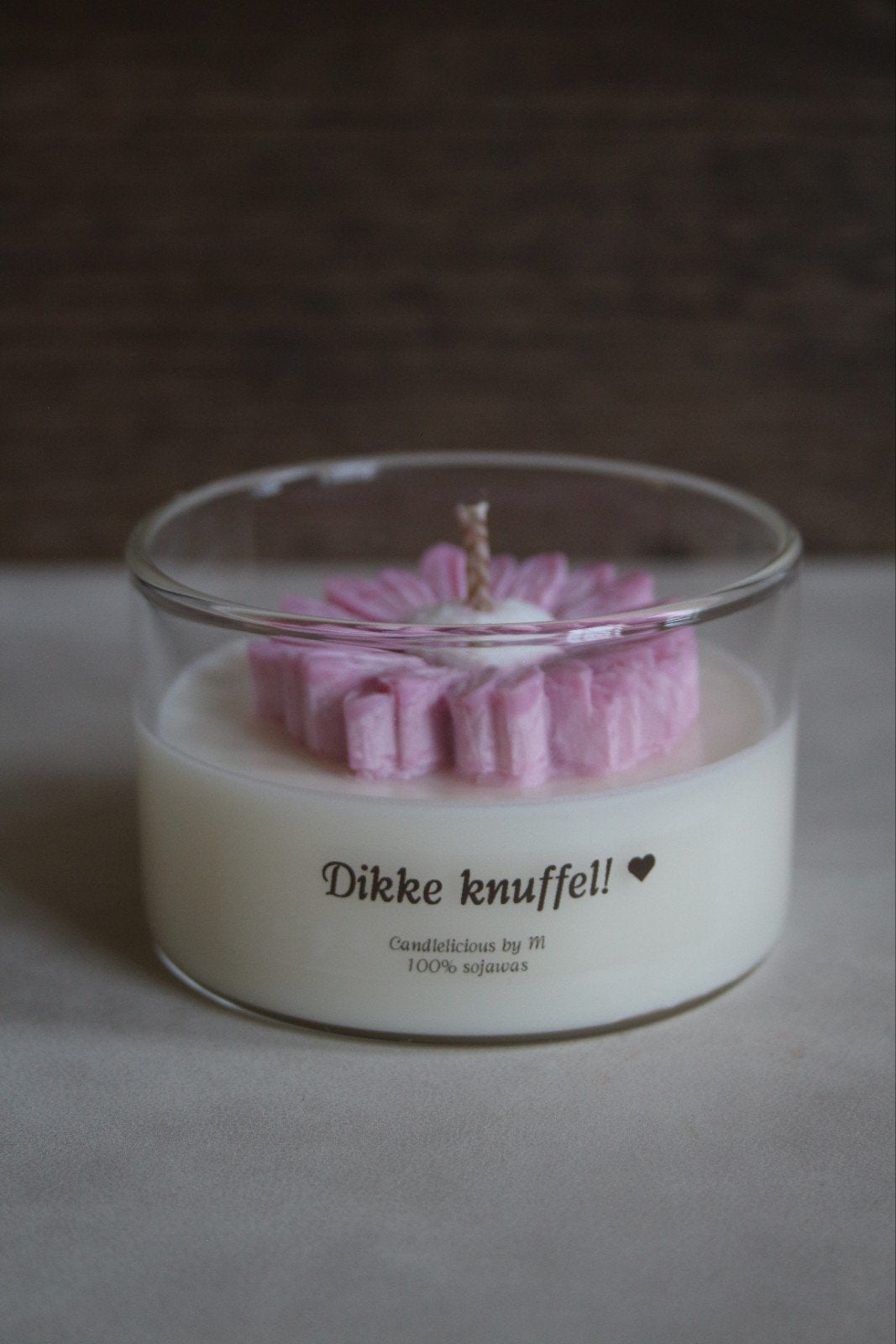 Roze bloemen kaars, dikke knuffel. Nieuw!, Ophalen of Verzenden, Nieuw, Roze, Kaars