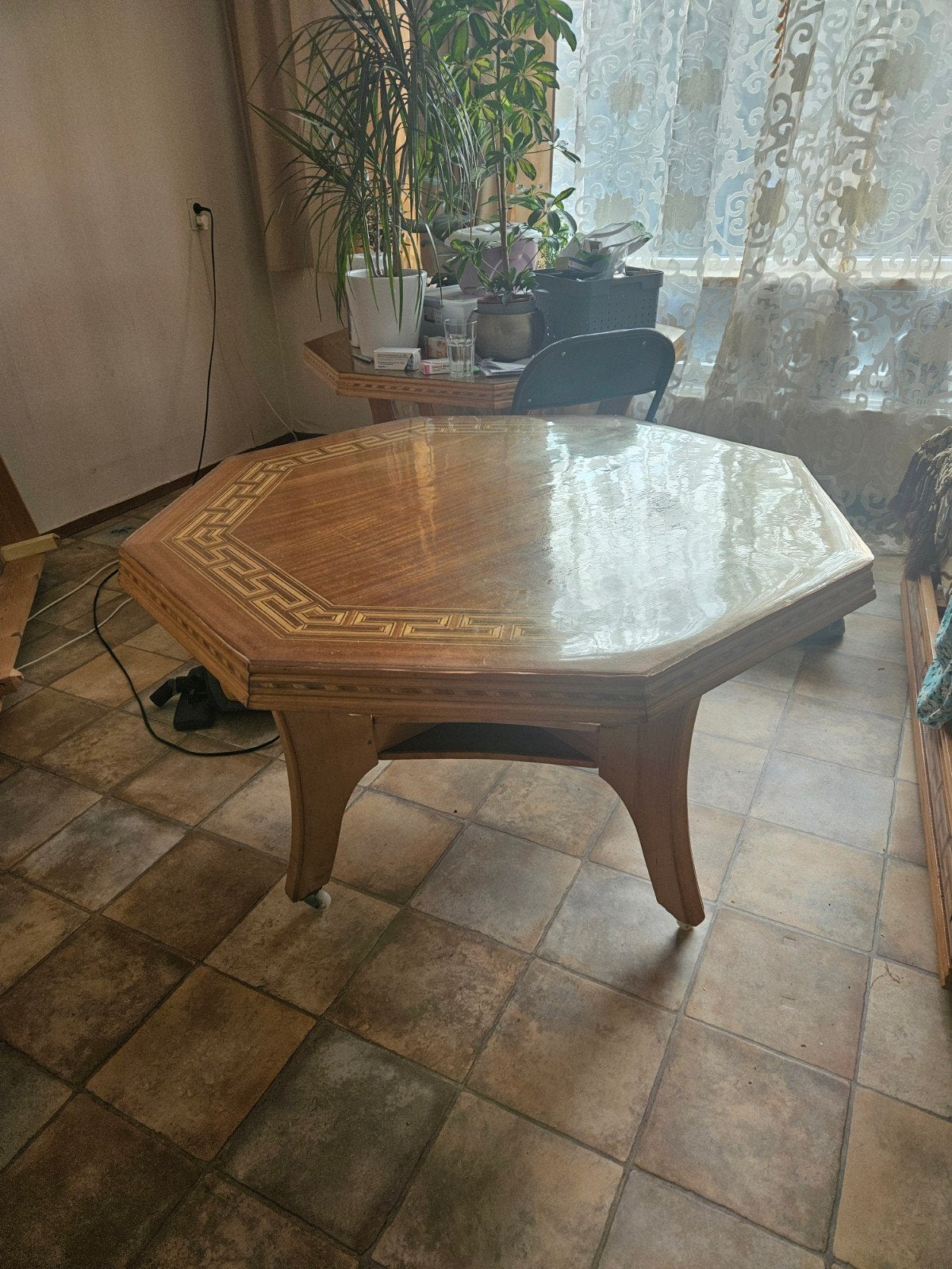 Salontafel achthoekig met inlegwerk (2)  prijs is p/stuk, Ophalen, 50 tot 100 cm, Klassiek, 50 tot 100 cm