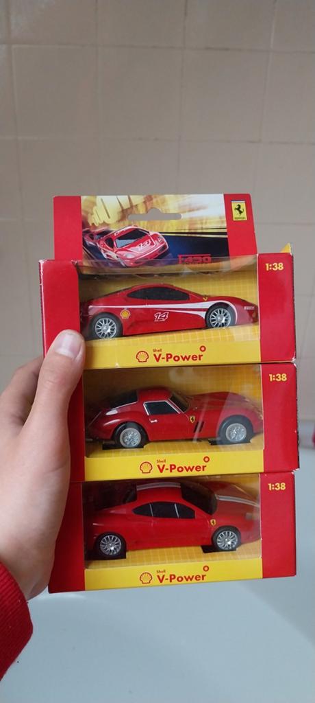 Shell V-Power Ferrari modelauto's (3 stuks), Auto, 1:32 tot 1:50, Nieuw, Ophalen