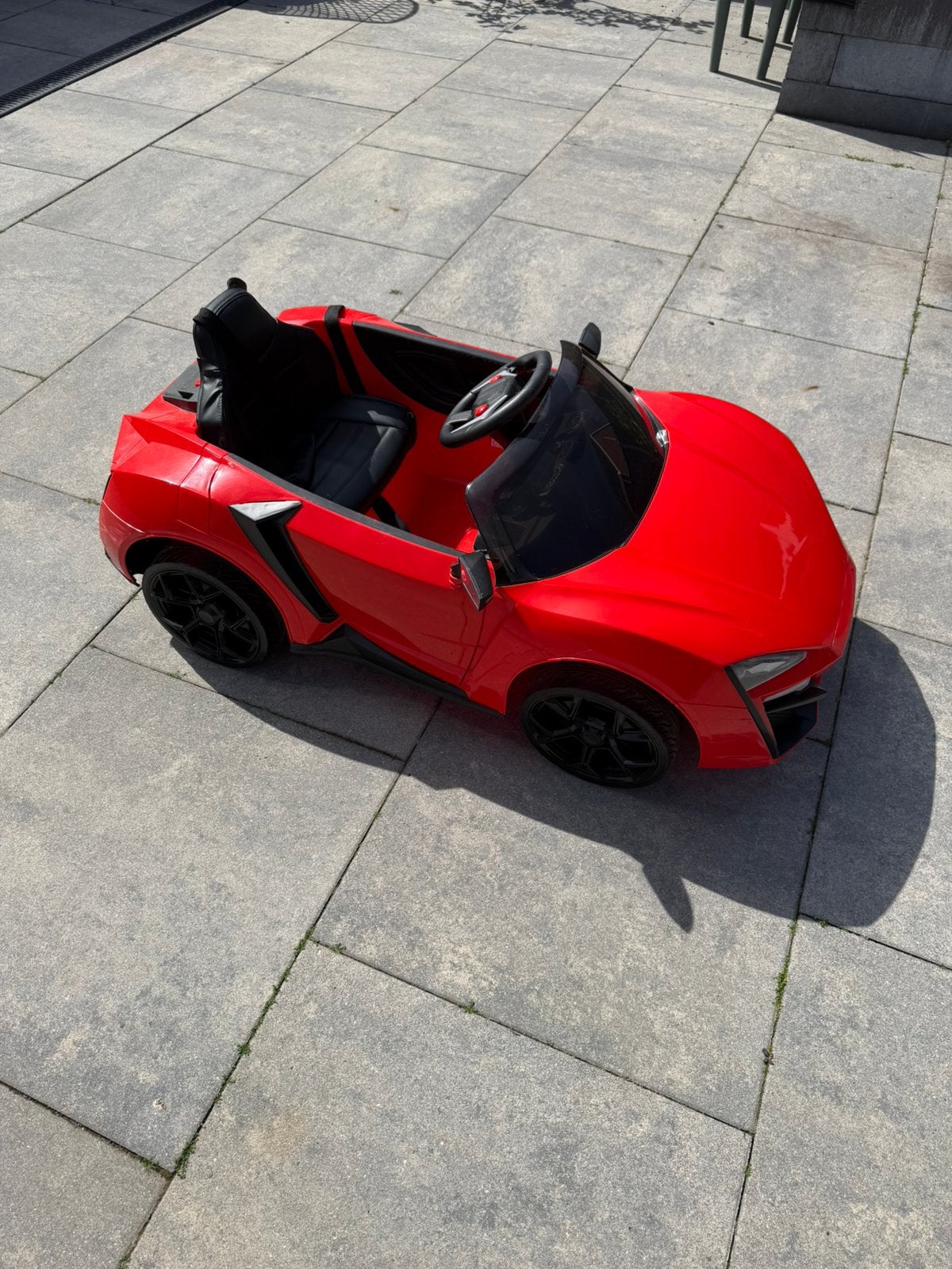 Elektrische Kinderauto, Ophalen, Zo goed als nieuw