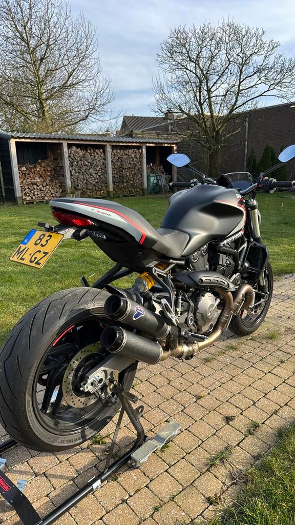 Ducati Monster 821, 2800 km op de teller, Motoren, Motoren | Ducati, 2 cilinders, Gebruikt, Particulier, Minimaal motorrijbewijs A2