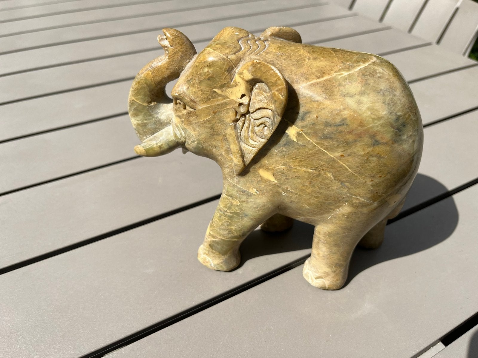 Olifant van speksteen - 18 cm lang, 15 cm hoog, Ophalen, Beige, Steen/keramiek, Oosters