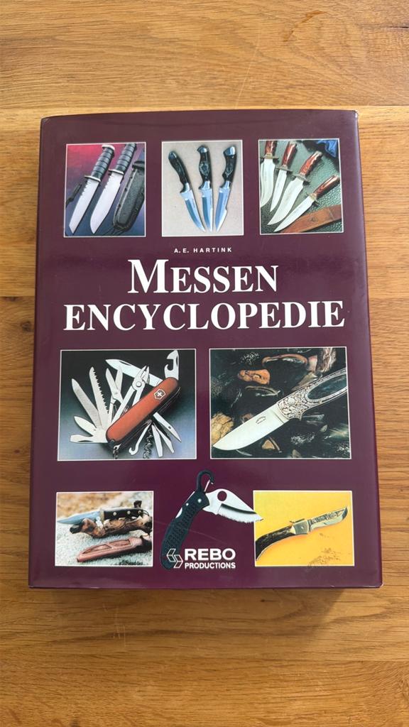 A.E. Hartink - Geillustreerde messen encyclopedie, Ophalen of Verzenden, Zo goed als nieuw, A.E. Hartink