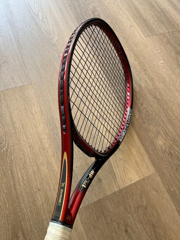 Tennisracket Yonex, Ophalen of Verzenden, Zo goed als nieuw, Racket, L2