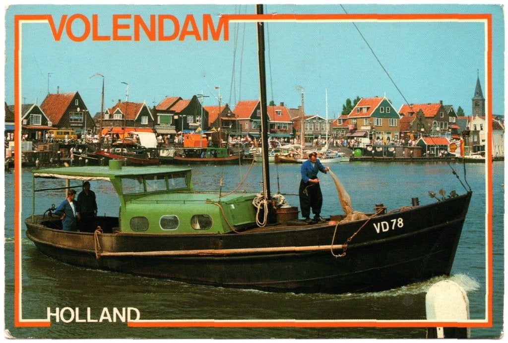 Oude Ansichtkaart Volendam Vissersboot VD78 Gelopen 1984, Ophalen of Verzenden, 1980 tot heden, Gelopen, Noord-Holland